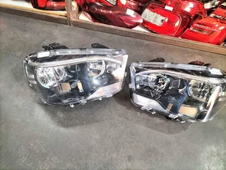 mahindra scorpion headlight