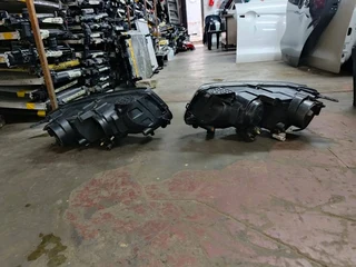 suzuki vitara brezza headlight