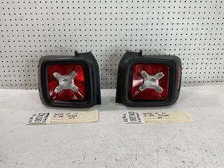 jeep renegade taillight