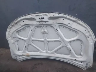 kia cerato bonnet
