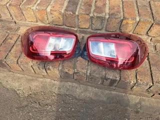 renault kwid taillight
