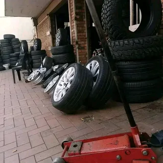 Good tyres and rims
