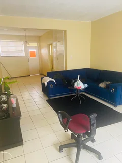 Beautiful spacious 1 Big room to rent available R3000 Acardia now no depo