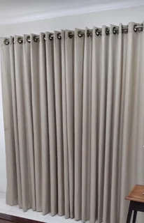  Custom-Made Curtains &amp; Blinds 