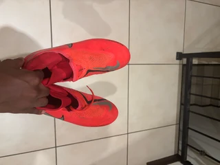 Nike Phanton Vision Soccer Boots (Size 8)
