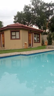 Poolside Cottage Whole Unit for Rent