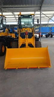 G936 - GIANT 1.8 TON WHEEL LOADER BRAND NEW