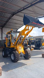 G908C - GIANT 800KG WHEEL LOADER BRAND NEW