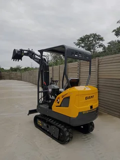 LY30 - GIANT 3 TON MINI EXCAVATOR BRAND NEW