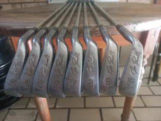 Joe Powell golf iron set(3-9 &#43;Pitching wedge)