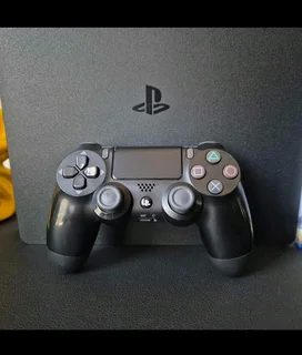 Playstation 4 slim 500 GB
