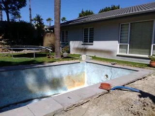 Build -in concert swimming pools