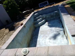 Build -in concert swimming pools