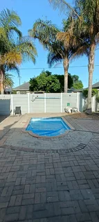 Pools profesionals repair and mantanence