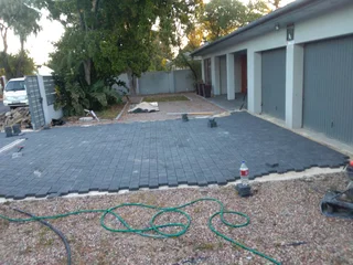 Guarantee swimming pool fiber glass liningup