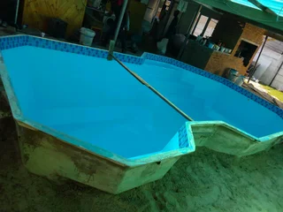 Guarantee swimming pool fiber glass liningup