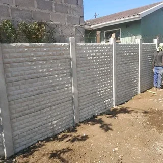 Clear fencing and tardriveway , precast fencing