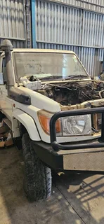 Toyota LX V8 2012 rolling chassis