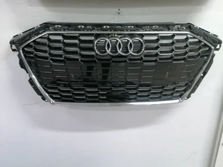 Audi front grills all types available for sell