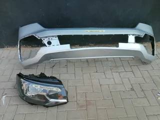 Vw Transporter T6 bumper &amp; Headlight available for sell