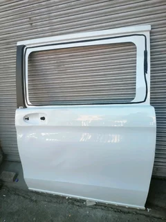 Mercedes-Benz W447 Door available for sell