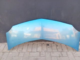 Renault Modus bonnet available for sell