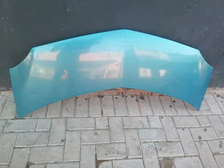 Renault Modus bonnet available for sell