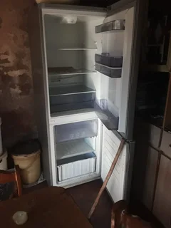Fridge and freezer repairs on-site