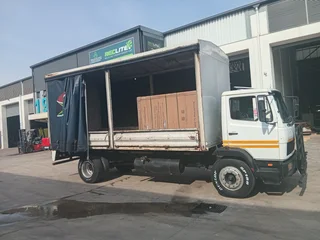 8 ton truck for hire