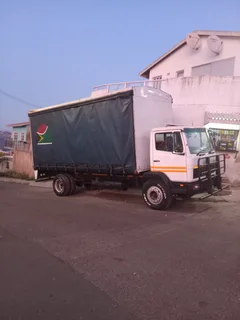 Truck for hire ,furniture removal, garden Refuse,palletized goods,rubble removal and other transport