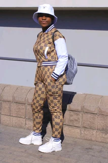 Hello everyone my name is Talent and I am looking for  job my waspp number is 075 057 0869