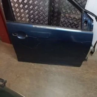 Polo Vivo Sedan : Right Front Door ( Shell)