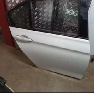 Bmw F30 : Right Rear Door (shell)