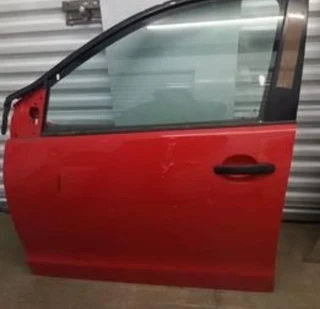 Polo Vivo 2014 H/b : Left Front Door (shell)