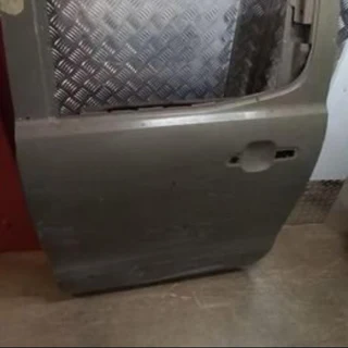 Ford Ranger T6 D/cab : Left Rear Door (shell)