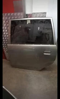 Toyota Avanza 2005 : Left Rear Door (shell)