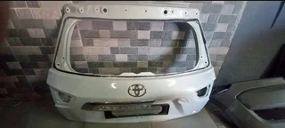 Toyota Urban Cruzer : Tailgate