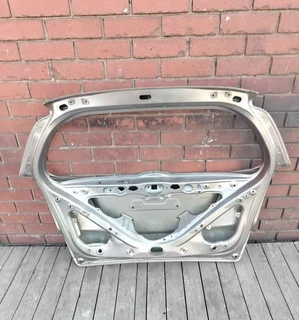 Honda Jazz : Tailgate (shell)