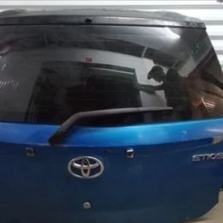 Toyota Etios : Tailgate (shell)