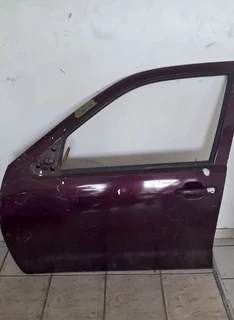 Polo 1996 : Left Front Door