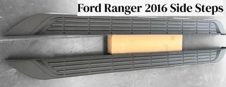 Ford Ranger T7 Wildtrack : Side Steps (2016)