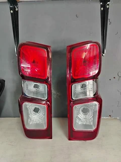 Isuzu 2022 : Taillamp (standard)