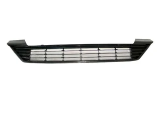 Toyota Etios Sprint : Center Bumper Grille