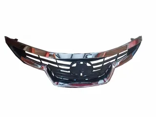 Toyota Etios Sprint : Main Grille