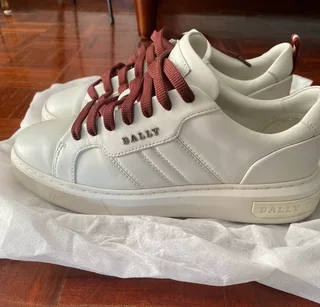 Authentic Bally sneakers size 40
