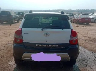 Toyota Etios Cross Breaking-Down for parts