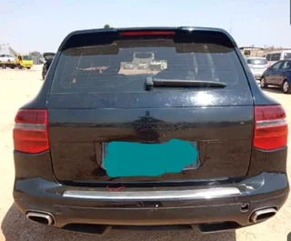 Porsche Cayenne Breaking-Down for parts