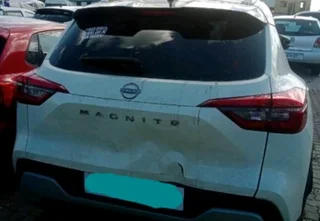 Nissan Magnite Breaking-Down for Parts