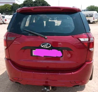 Mahindra XUV500 Breaking-Down for Parts