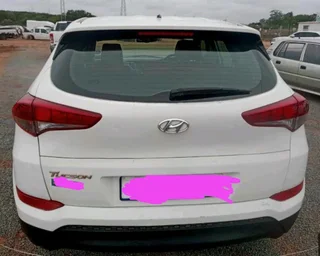 Hyundai Tucson Breaking-Down for Parts